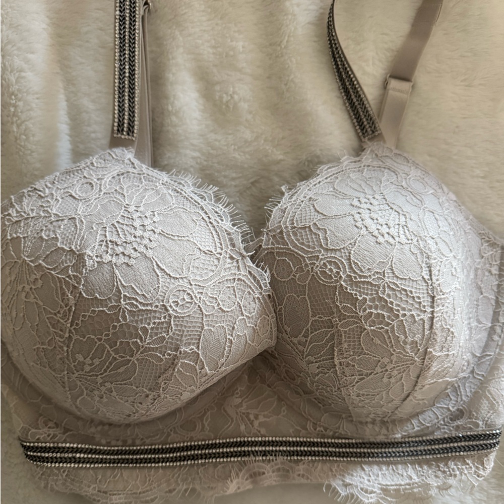 Victoria’s Secret embellished sequin bra!